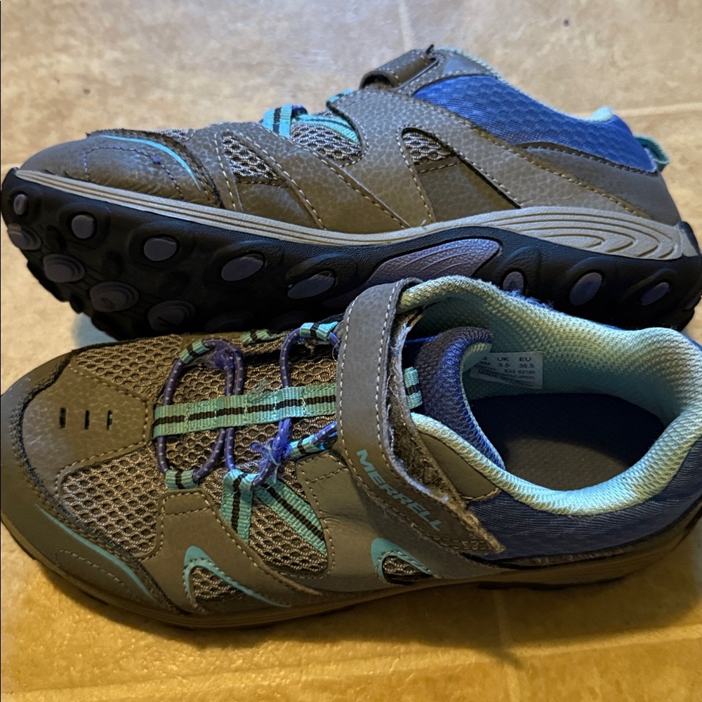 Merrell trail chaser girls outdoor hiking shoe